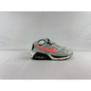Nike Air Max IVO GS 579998-003 Boys Size 5.5Y